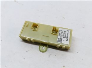 12-16 MERCEDES GL ML CLASS (W166 X166) REAR TRUNK LIFT LIFTGATE CONTROL MODULE — exact item pictured
